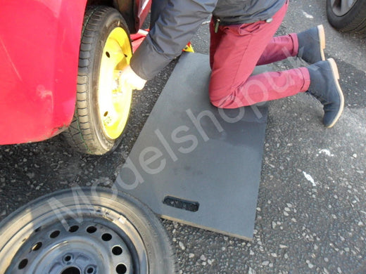 dark grey kneeling work mat – view 1