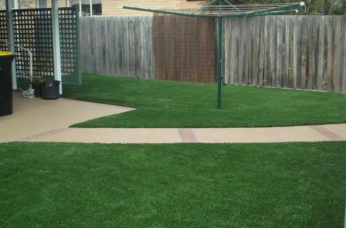 30mm Realistic Artificial Grass Natural Look Lawn Turf — alternate product view 16