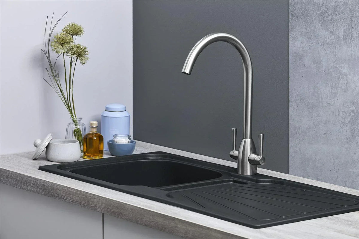 Kitchen Sink Single black 1.0 Bowl Reversible Inset With Waste Kit — main product view