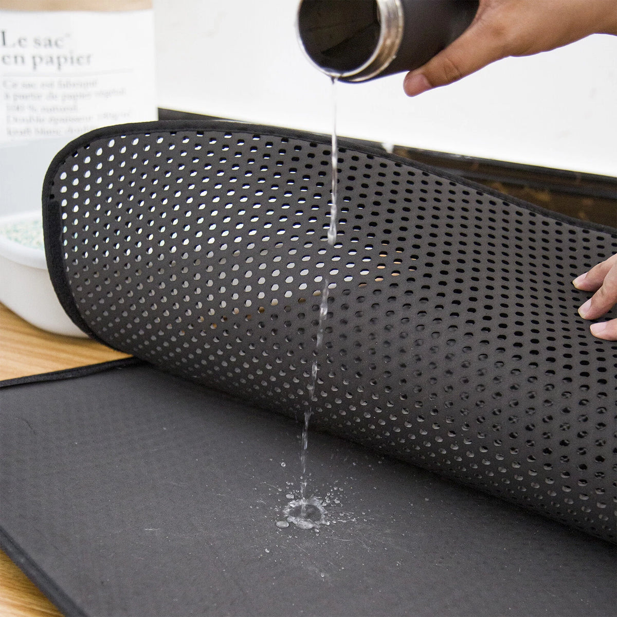 Double-Layer Cat Litter Trapping Mat — alternate product view 6